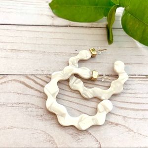 ✨3 for $15✨ pearly iridescent white hoop earrings